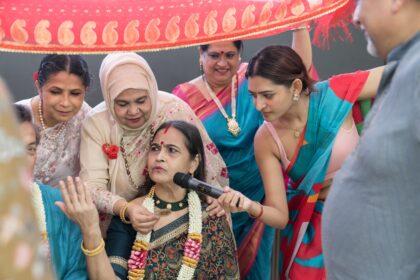 sudesna_parents_40th_anniversary_royal_taj56