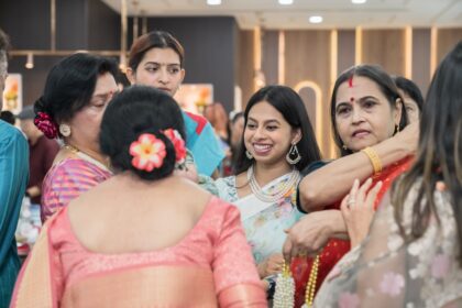 sudesna_parents_40th_anniversary_royal_taj72