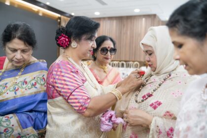 sudesna_parents_40th_anniversary_royal_taj9