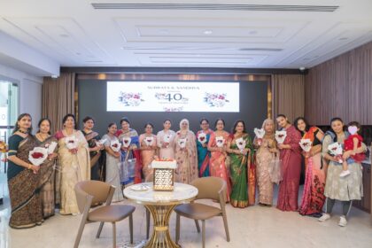 sudesna_parents_40th_anniversary_royal_taj94