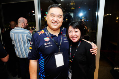 f1_night_race_orange_business29