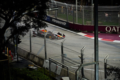 f1_night_race_orange_business3