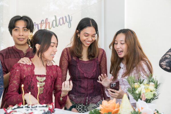 ria_21st_birthday_gardens_by_the_bay_pod_hotel17