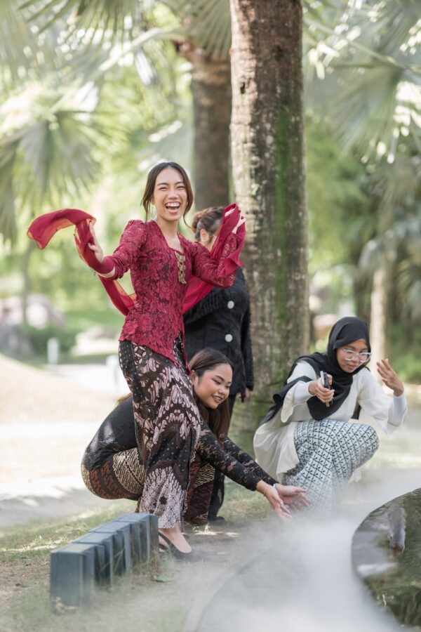 ria_21st_birthday_gardens_by_the_bay_pod_hotel58