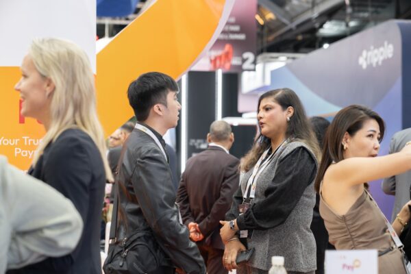 Pay10-Singapore-Fintech-Festival14