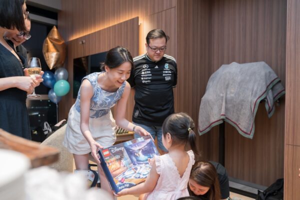 christopher-1st-birthday-marina-bay-residences25