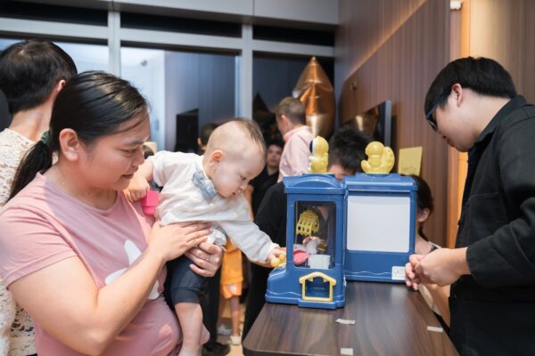 christopher-1st-birthday-marina-bay-residences49