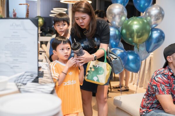 christopher-1st-birthday-marina-bay-residences50