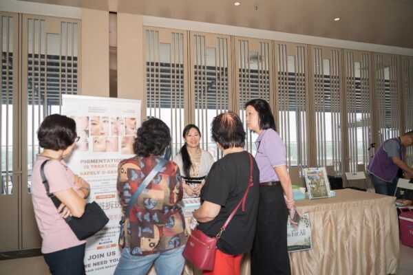 nirvana-memorial-garden-vesak-day-event19