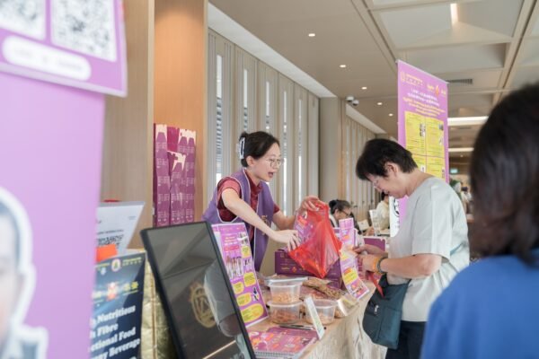 nirvana-memorial-garden-vesak-day-event49