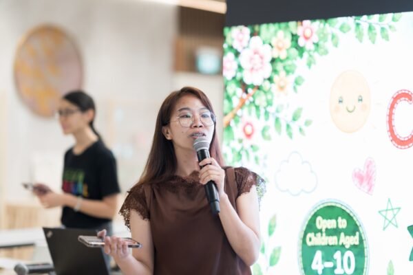 nirvana-memorial-garden-vesak-day-event90