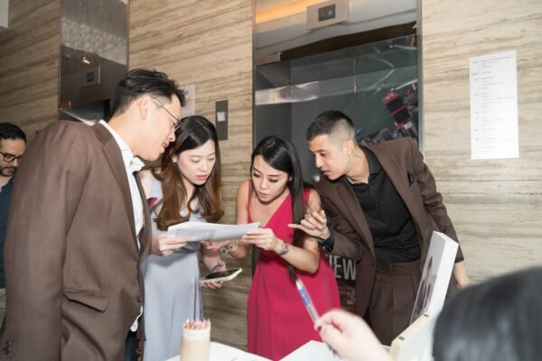 ayumi-derek-hotel-jen-orchardgateway4